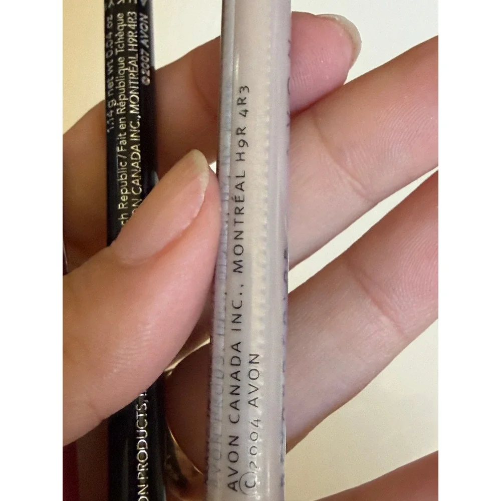 bundle of 3 Avon Lip Liner Trio Rosebud Chocolate Spice‎ Beyond Color Plumping